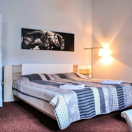 סיביו Hostel Pangeea מראה חיצוני תמונה